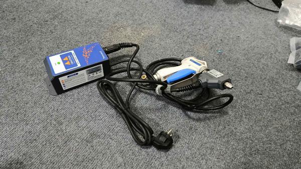 Bộ Nguồn Và Súng Khử Tĩnh Điện